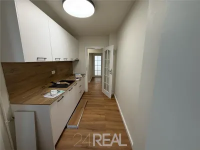 Inchirieri birouri in Sitraco Center - renovat nou - foto 5