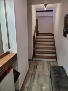 Apartament la casă | 100 mp | Zona Modern | 3 niveluri | 2 dressinguri - foto 4