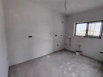 DUPLEX SPATIOS - 5 CAMERE - FINISAJE LA CERERE - foto 4