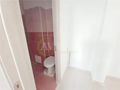 Apartament 3 decomandate, etaj 1, renovat, zona Ura - foto 24