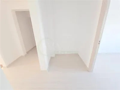 Apartament 3 decomandate, etaj 1, renovat, zona Ura - foto 25