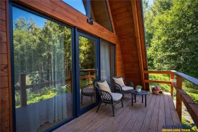 Eleganta,echipata casa A Frame, 800 mp teren,deschidere Piatra Craiului,Moieciu, Brasov - foto 14
