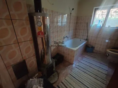 Casa si Teren Criscior - foto 11