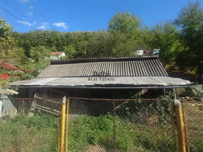 Casa si Teren Criscior - foto 14