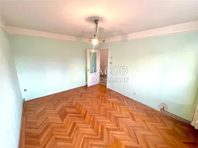 Apartament 2 camere decomandate, etaj 3, zona Energiei, str. Banatului 3 - foto 18