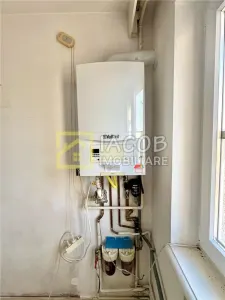 Apartament 2 camere decomandate, etaj 3, zona Energiei, str. Banatului 3 - foto 4