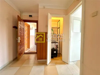 Apartament 2 camere decomandate, etaj 3, zona Energiei, str. Banatului 3 - foto 7