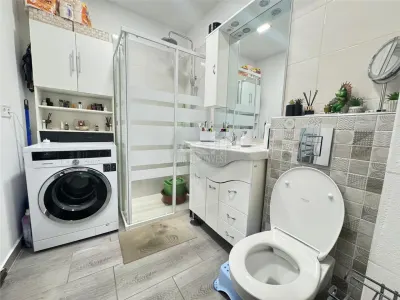 Apartament decomandat cu 2 camere in Vasile Aaron - foto 12