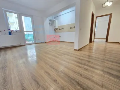 Apartament 2 camere, parter (dublu acces), pentru locuit sau investitie - foto 2