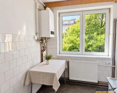 Apartament 2 camere, etaj 2, balcon, Central - Calea Bucuresti, Brasov - foto 3