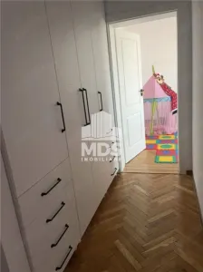 4 camere cu garaj sub bloc la etaj 3 - Timisoara