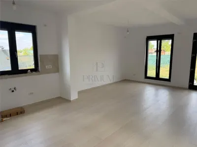GIROC - CASA INDIVIDUALA - TEREN 900 MP - TOATE UTILITATILE - FINALIZATA - foto 2