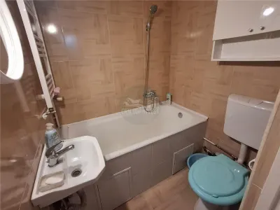 Apartament 2 camere balcon zona Rahovei - foto 4